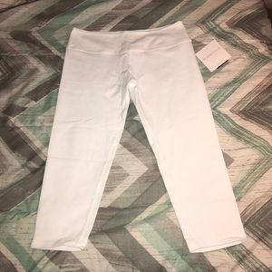 Beyond Yoga White Capri Leggings